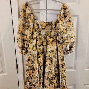 Like new boutique flowy dress